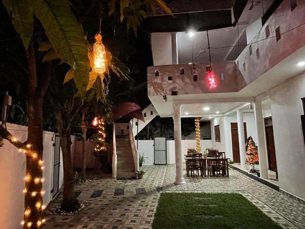 Sunnyplace Guest Mirissa Exterior photo